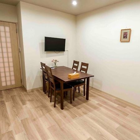 吉福屋/机场直达/3分步行地铁jr/14分usj/心斋桥/難波 Osaka Exterior foto