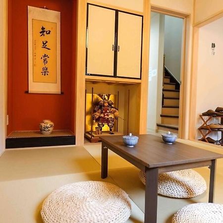 吉福屋/机场直达/3分步行地铁jr/14分usj/心斋桥/難波 Osaka Exterior foto