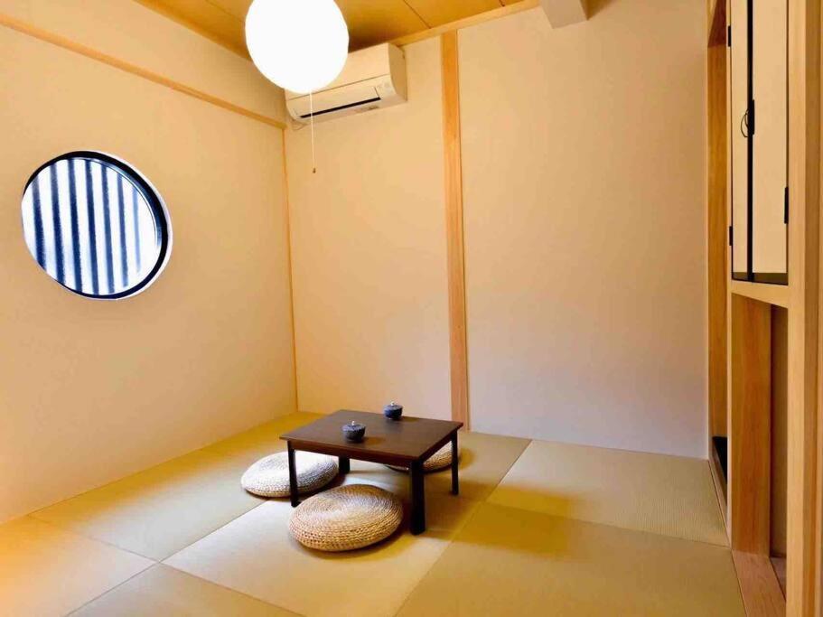 吉福屋/机场直达/3分步行地铁jr/14分usj/心斋桥/難波 Osaka Exterior foto